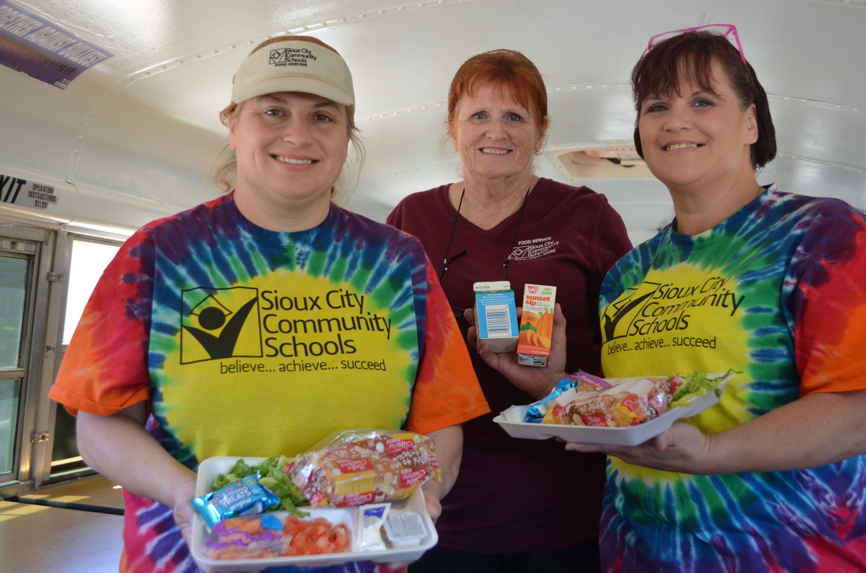 Lunch ladies